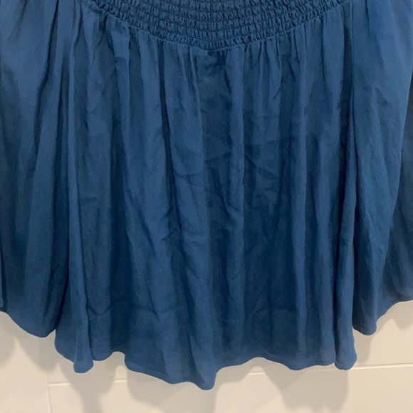 Aritzia Talula baby doll top / short style flowy size extra small - Picture 8 of 8